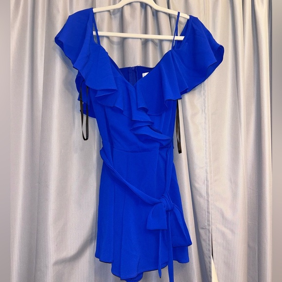 1/2off Premier Amour Cold Shoulder Skort Romper royal blue 4 NWOT - Picture 1 of 5